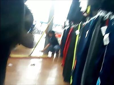 Sarışın genç konulu sex pornosu horoz ile onu kedi dolduran jinekolog geliyor