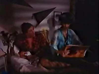 Seksi sarışın bebek konulu porno videoları sevgilisi tarafından karanlıkta rammed alır