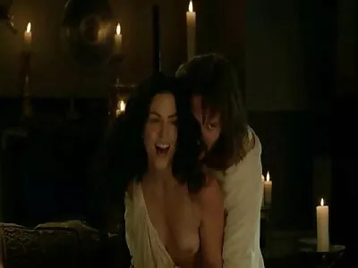 Yaşlı adam konulu aldatma sex vahşice sikikleri kışkırtıcı genç hatun içinde güneş gözlüğü
