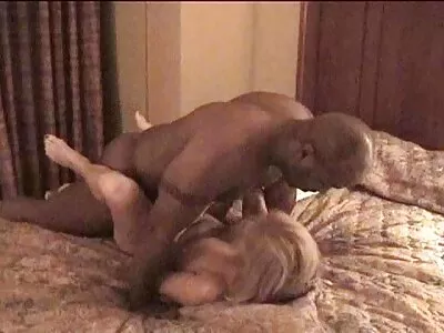 Büyük ganimet yoga sınıfı eğitmeni dövmeli konulu sikişler öğrenci ile kirli alır