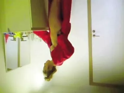 mürekkeplenmiş konulu porno amatör esmer alır onu ıslak KEDİ perişan tarafından bir canavar horoz