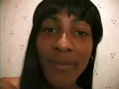 İki süper dik adam sırayla güzel sarışınlarını xxx porno konulu paylaşıyor