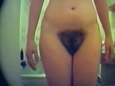 Busty Latina genç, mümkün olan  en iyi şekilde katı öğretmenden intikam alıyor