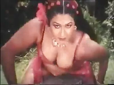 Etli damızlık patronun muhteşem karısıyla hardcore konulu eski porno izle seks yapıyor