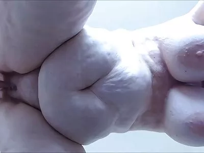 abanoz piliç ve asyalı kadın yalamak ve parmak amcıklar sırayla konulu porno videoları