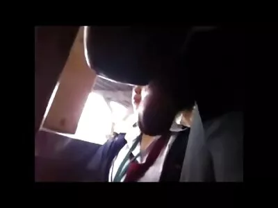 İki kilim yiyen birbirini memnun konulu aile içi sex etmeye çok hevesli