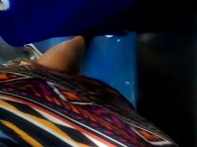Iki lezbiyenler zevk almak the sessiz mobil sex konulu yaz flört ve boşalmak sert birlikte